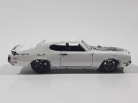 2009 Hot Wheels '70 Buick GSX White Die Cast Toy Car Vehicle