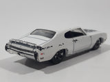 2009 Hot Wheels '70 Buick GSX White Die Cast Toy Car Vehicle