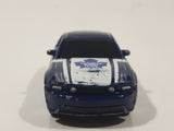 2010 Maisto Top Dog Collectible Toronto Maple Leafs NHL Ice Hockey Team 2010 Ford Mustang GT 1/64 Scale Die Cast Toy Car Vehicle