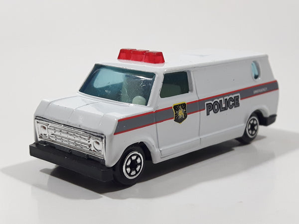 Vintage Yatming No. 1501 Ford Econoline E-150 Police Emergency White Van Die Cast Toy Car Emergency Rescue Vehicle