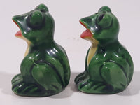 Vintage Green Frog Shaped 2" Tall Ceramic Salt and Pepper Shaker Set with Cork Bottoms Made in Japan