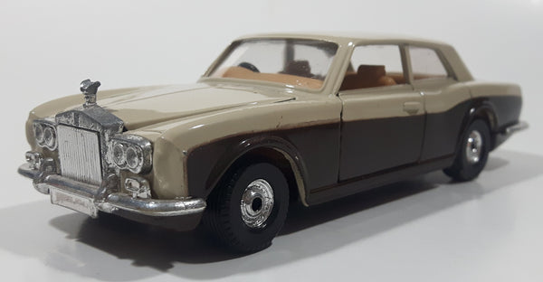 Vintage Corgi Rolls Royce Corniche Cream Beige and Brown Die Cast Toy Car Vehicle with Opening Doors Hood Trunk Made in Gt. Britain