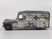 Vintage Meccano Dinky Toys 253 Daimler Ambulance White Die Cast Toy Car Vehicle Made in England