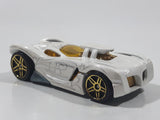 2005 Hot Wheels White Heat 16 Angels White Die Cast Toy Car Vehicle