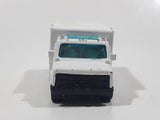 1989 Hot Wheels Workhorses American Ambulance White Die Cast Toy Car Emergency Paramedics Rescue Vehicle with Opening Rear Doors