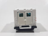 1989 Hot Wheels Workhorses American Ambulance White Die Cast Toy Car Emergency Paramedics Rescue Vehicle with Opening Rear Doors