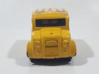 2001 Hot Wheels Dairy Delivery Truck Yellow Die Cast Toy Car Vehicle