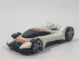 2005 Hot Wheels Track Aces Vulture White Die Cast Toy Car Vehicle