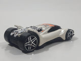 2005 Hot Wheels Track Aces Vulture White Die Cast Toy Car Vehicle