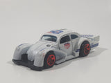 2018 Hot Wheels Legends Of Speed Volkswagen Kafer Racer Urban Outlaw Magnus Walker White Die Cast Toy Car Vehicle