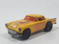 2001 Hot Wheels Turbo Taxi '57 T-Bird Yellow Die Cast Toy Classic Car Vehicle