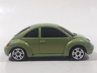 Maisto VW Volkswagen New Beetle Green Die Cast Toy Car Vehicle