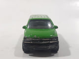 2010 Matchbox Construction 2000 Chevrolet Suburban Green Die Cast Toy Car Vehicle
