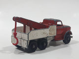 Vintage 1968 Lesney Matchbox Series No. 71 Ford Heavy Wrecker Truck Red and White Die Cast Toy Car Vehicle