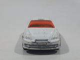 2004 Hot Wheels Track Aces Hyundai Tiburon White Die Cast Toy Car Vehicle