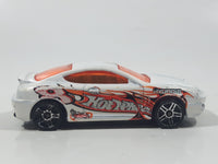 2004 Hot Wheels Track Aces Hyundai Tiburon White Die Cast Toy Car Vehicle