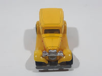 1989 Hot Wheels '32 Ford Delivery Truck Yellow Die Cast Toy Car Vehicle