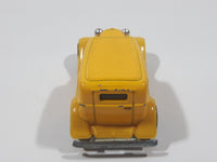 1989 Hot Wheels '32 Ford Delivery Truck Yellow Die Cast Toy Car Vehicle