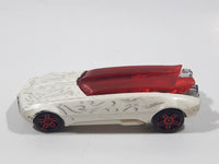 2005 Hot Wheels White Heat Whip Creamer II White Die Cast Toy Car Vehicle with Sliding Canopy