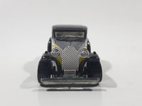 1999 Hot Wheels '37 Bugatti Black Die Cast Toy Classic Luxury Car Vehicle