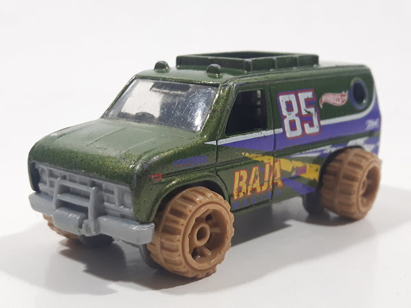 2011 Hot Wheels Desert Race Baja Breaker Metalflake Green Die Cast Toy Car Vehicle