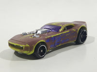 2009 Hot Wheels Color Shifters Nitro Doorslammer Aston Martin Green Purple Die Cast Toy Car Vehicle