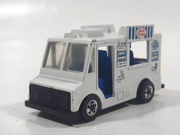 Vintage 1984 Hot Wheels Workhorses Good Humor Truck White Ice Cream Catering Food Truck Die Cast Toy Car Vehicle