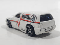 2008 Hot Wheels City of Hot Wheels Fandango Roadkill Removal White Die Cast Toy Car Vehicle