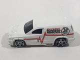 2008 Hot Wheels City of Hot Wheels Fandango Roadkill Removal White Die Cast Toy Car Vehicle