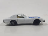 Yatming No. 1002 Chevrolet Corvette Racer White Die Cast Toy Car Vehicle