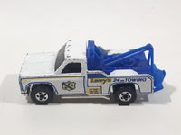 1977 Hot Wheels Flying Colors Ramblin' Wrecker Tow Truck Rig White Die Cast Toy Car Vehicle - Hong Kong