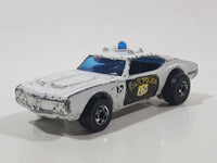 Vintage 1977 Hot Wheels Olds 442 Police Cruiser White Die Cast Toy Car Vehicle BW Hong Kong