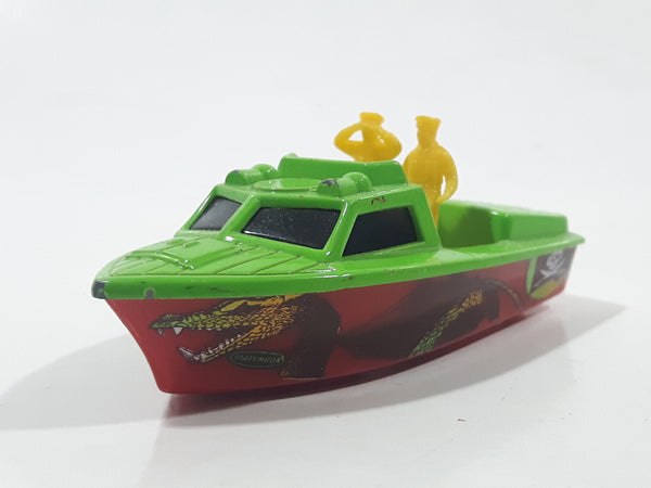 2005 Matchbox Superfast Pirate Police Launch Boat Green and Red Die Cast Toy Car