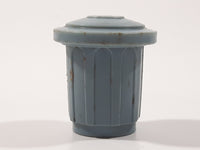 Vintage Muppets Inc Sesame Street Oscar The Grouch in Twist Pop Garbage Can 1 1/2" Tall Toy Figure
