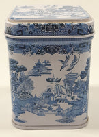 Grumbridge, Bedford, England Blue Willow Pattern 3 1/8" Tall Metal Tea Tin Container