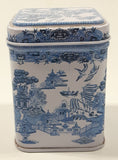 Grumbridge, Bedford, England Blue Willow Pattern 3 1/8" Tall Metal Tea Tin Container